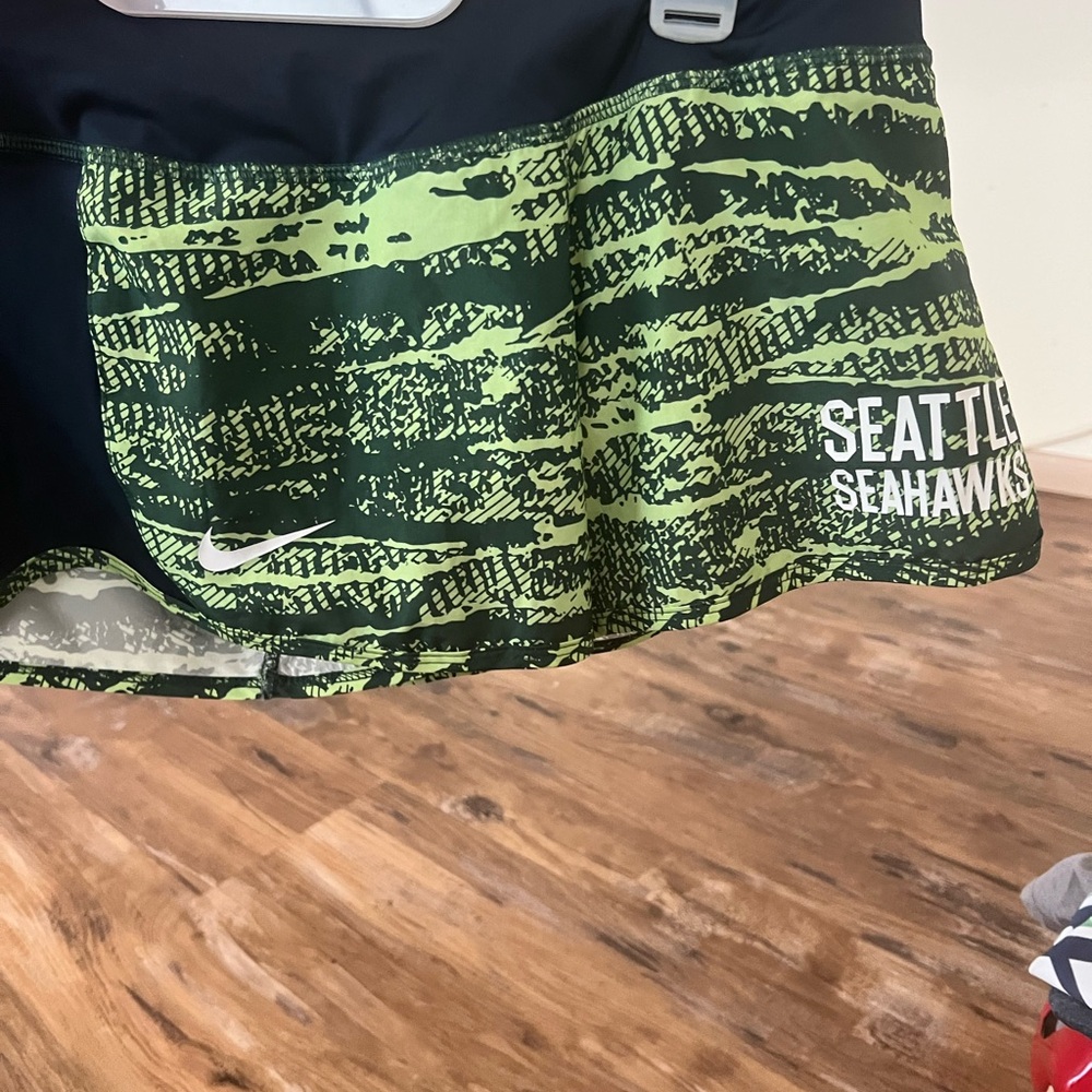 Women’s Nike running shorts size medium